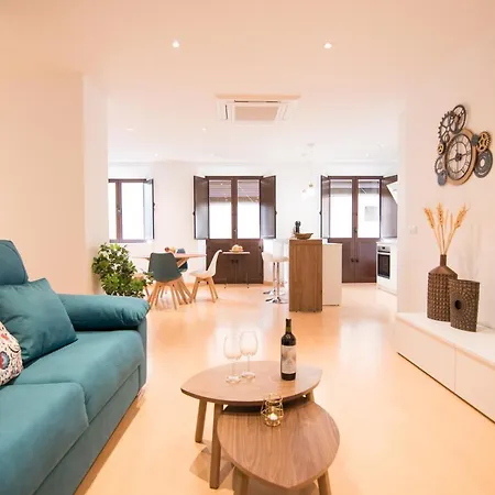 Tuguest Alhondiga Apartment-2